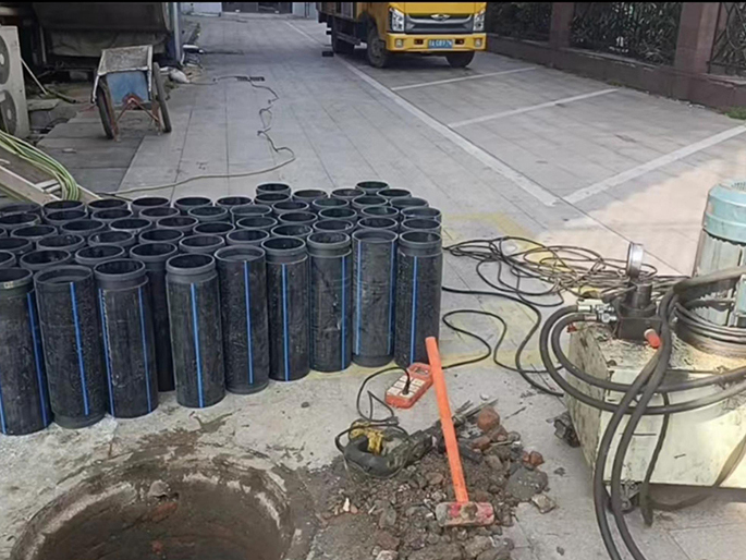 淳安PE置换管厂家 DN315置换管 非开挖管短管置换